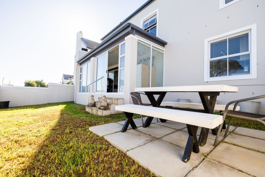 3 Bedroom Property for Sale in Dennegeur Western Cape